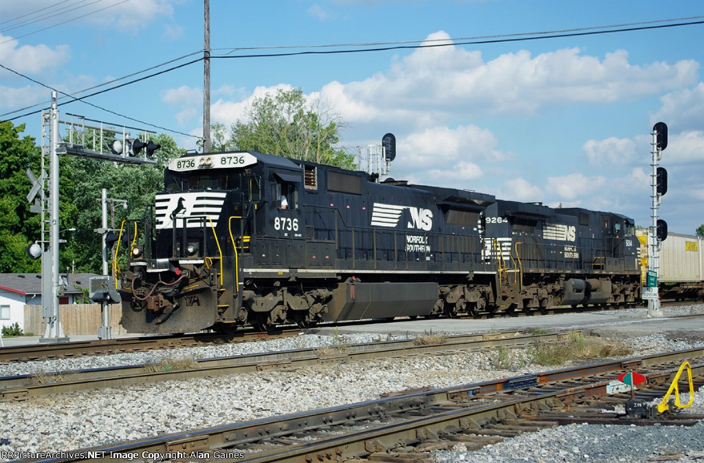 NS 8736